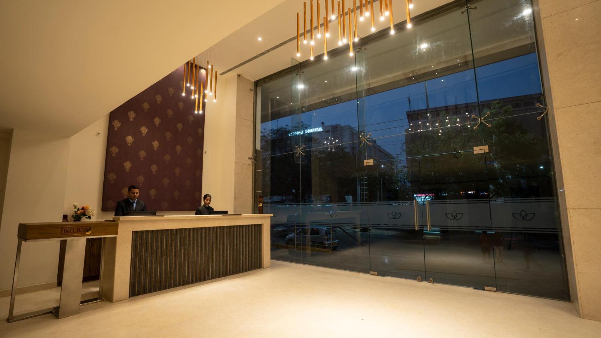 Grand Continent Secunderabad A Sarovar Portico Affiliate Hotel Exterior photo