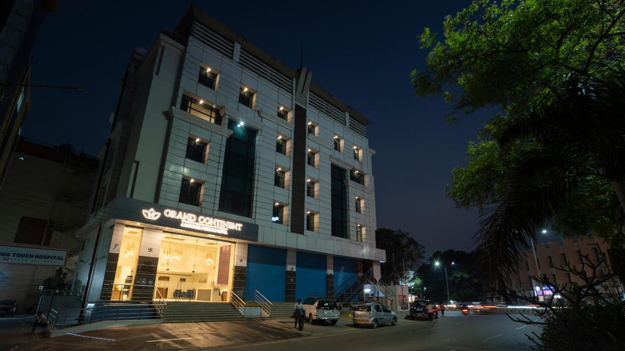 Grand Continent Secunderabad A Sarovar Portico Affiliate Hotel Exterior photo